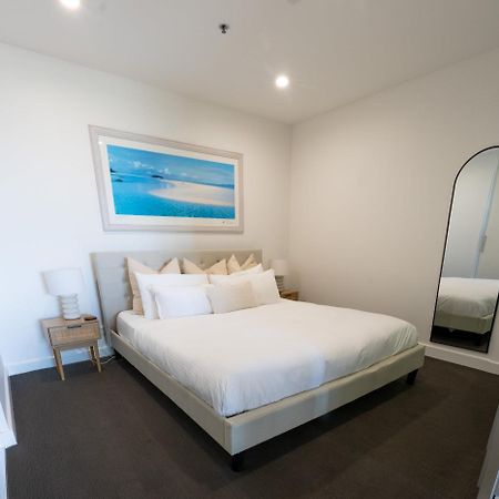 Glenelg Oasis, Pool, Gym, Spa & Sauna, Free Parking, City Views Екстериор снимка