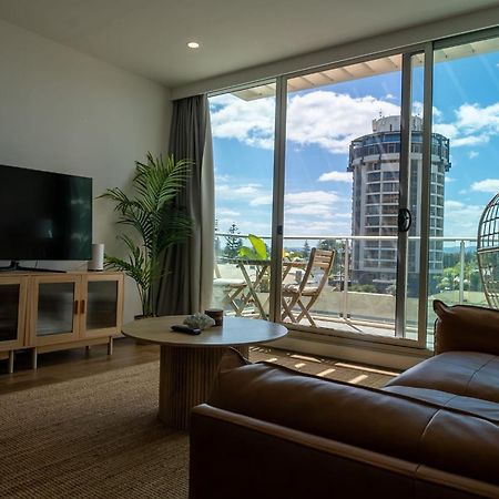 Glenelg Oasis, Pool, Gym, Spa & Sauna, Free Parking, City Views Екстериор снимка